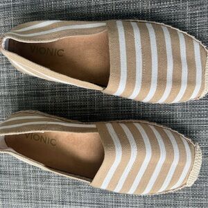 Vionic espadrillas shoes size Us 7